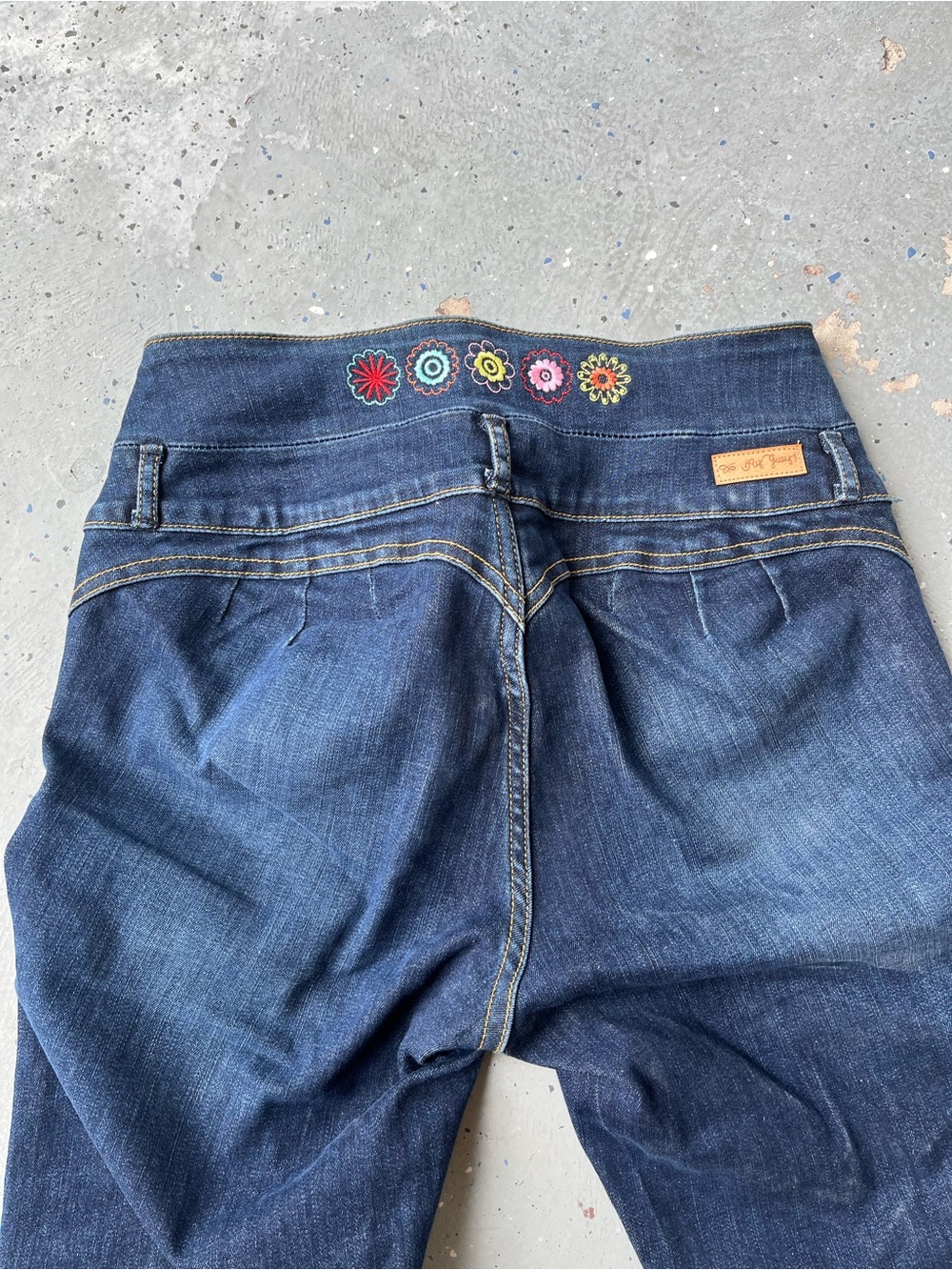 High-Rise Dark Blue Jay Guev! Stretch Jeans for Women - Picture 3 of 8